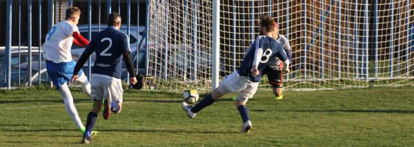 Vlak nám ujíždí, prohráváme 0:3!